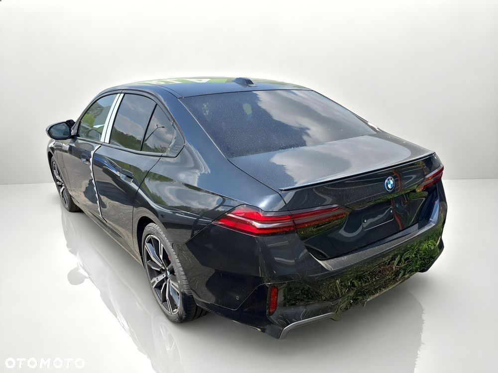 BMW Seria 5 520i mHEV M Sport - 7