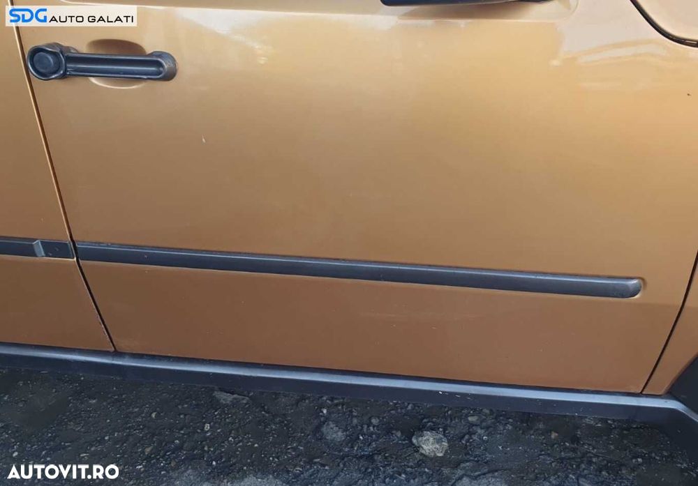 Bandou Ornament Usa Usi Portiera Portiere Dreapta Fata Dodge Nitro 2007 - 2012 [C8853] - 1