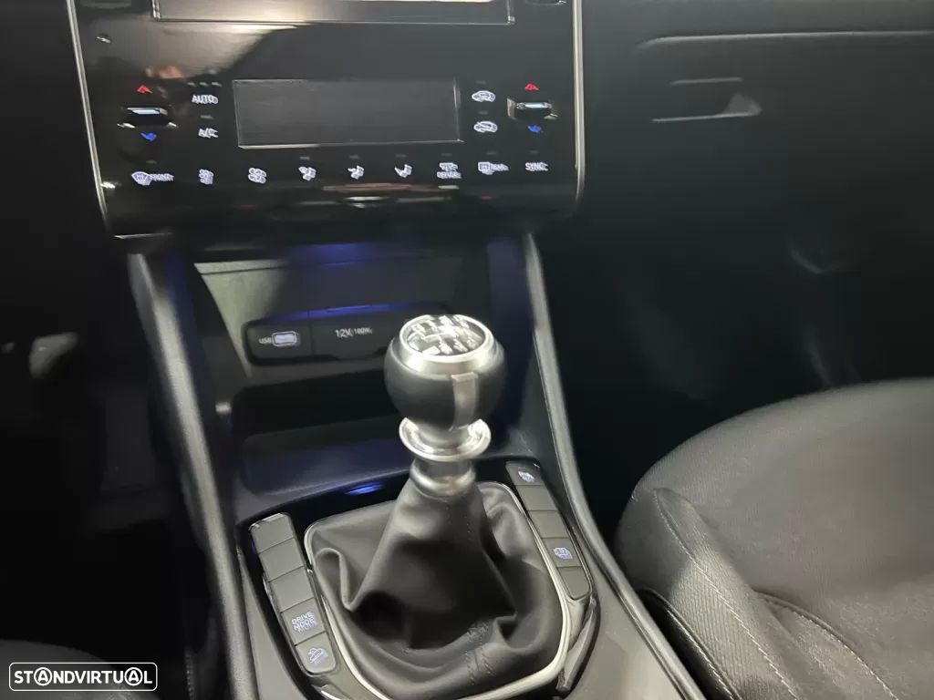 Hyundai Tucson 1.6 T-GDi Premium - 23