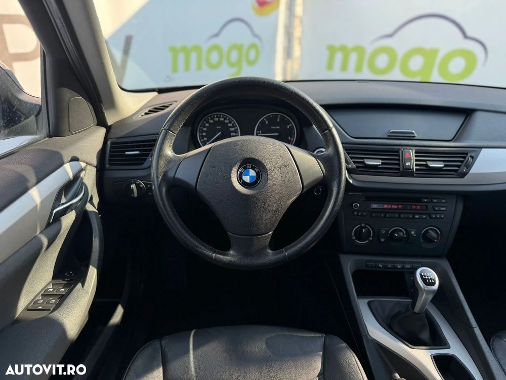 BMW X1 xDrive18d Sport Line - 31