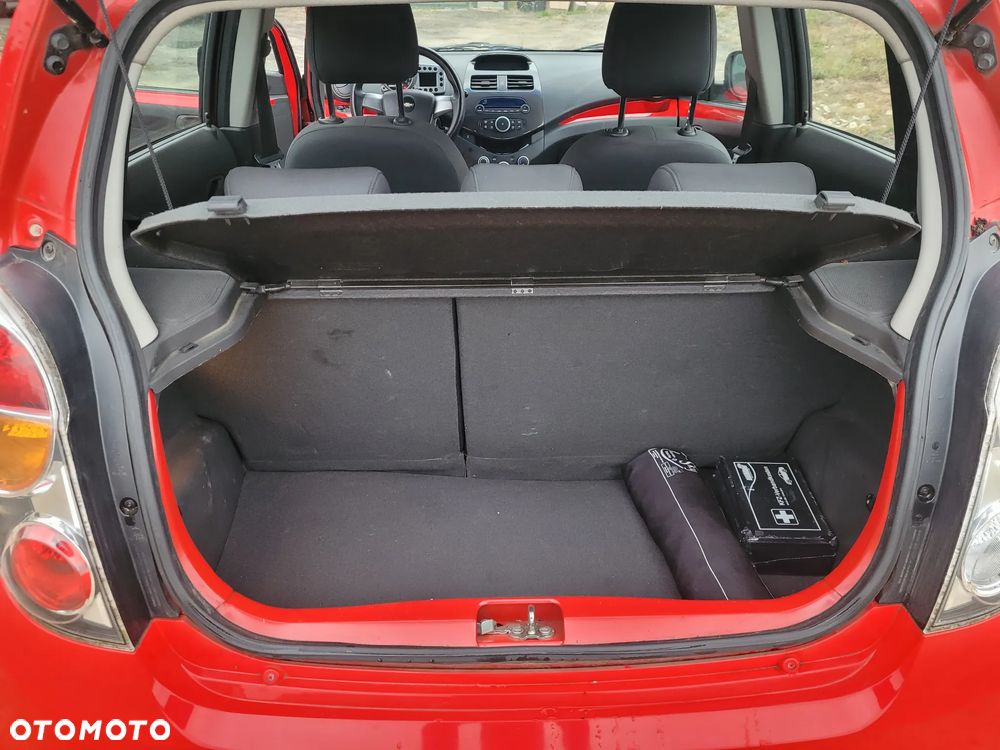 Chevrolet Spark - 17