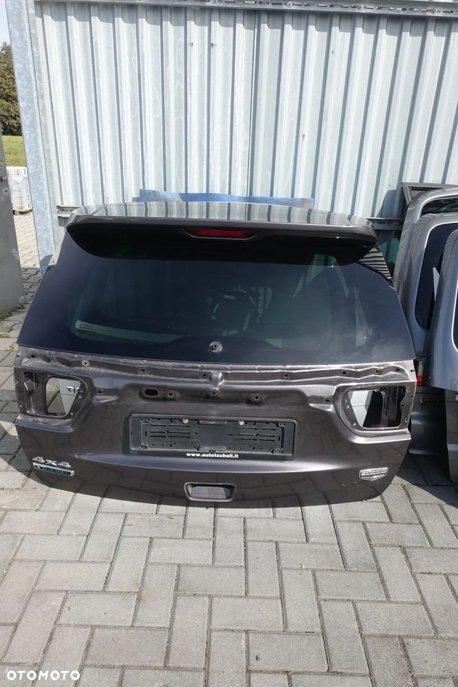 KLAPA BAGAŻNIKA JEEP GRAND CHEROKEE WK2 14r. LIFT PAU - 2