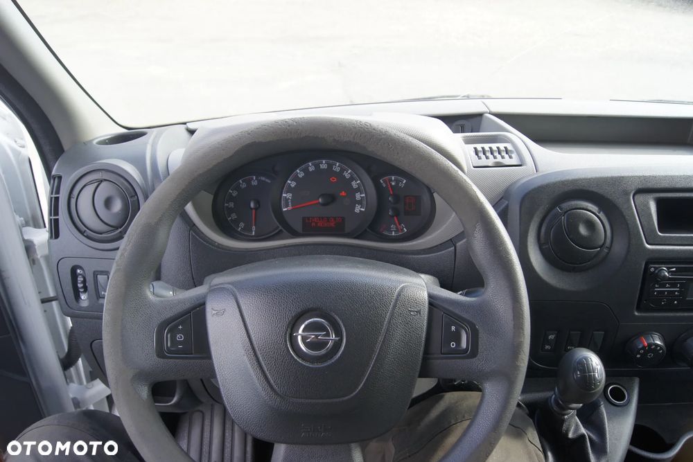 Opel Movano - 11