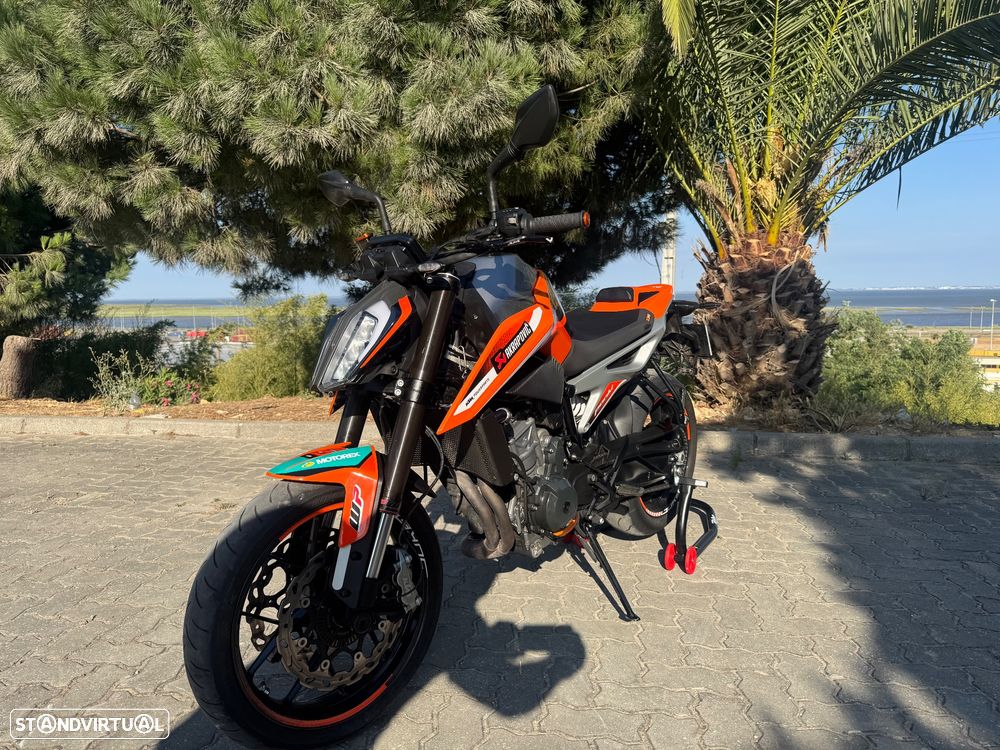 KTM Duke 790 - 4