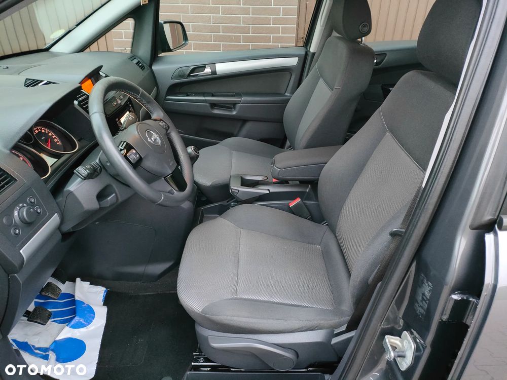 Opel Zafira 1.7 CDTI Cosmo - 9