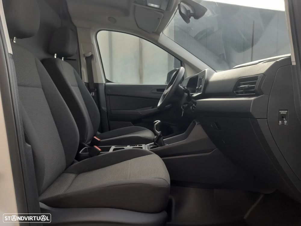 VW Caddy Cargo - 6
