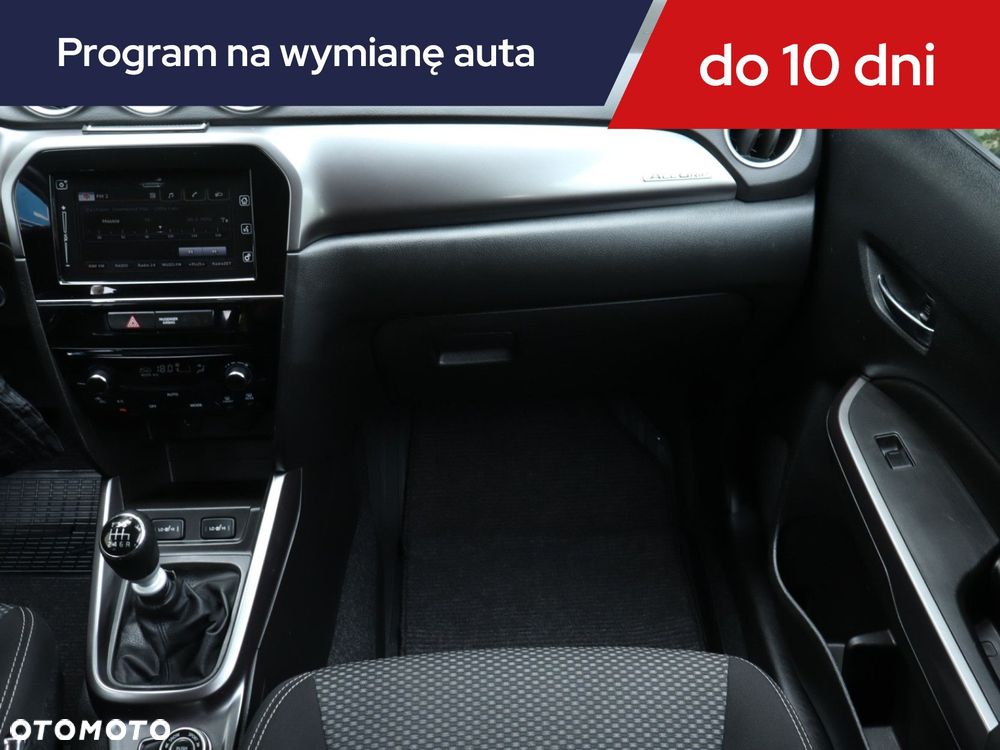 Suzuki Vitara - 10