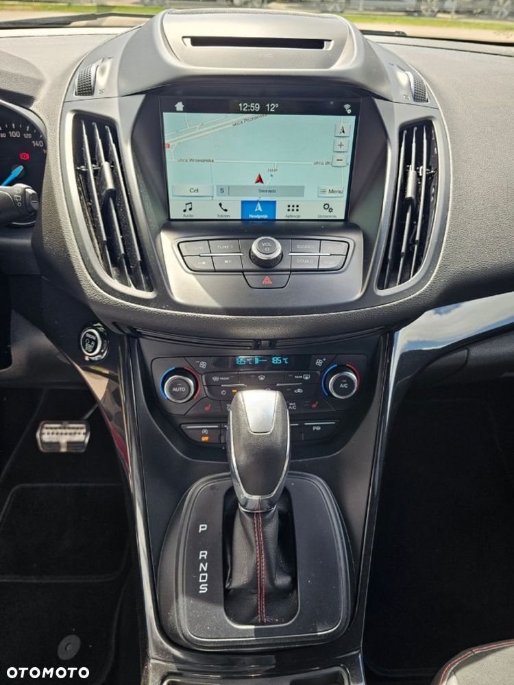 Ford Kuga - 25