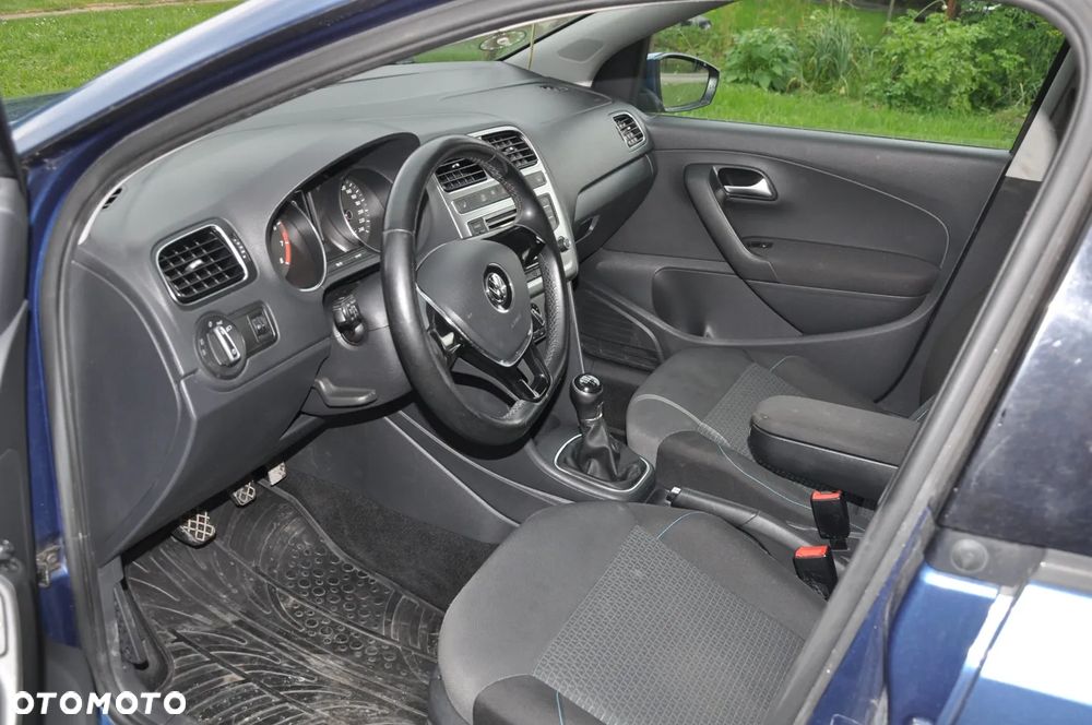 Volkswagen Polo - 12