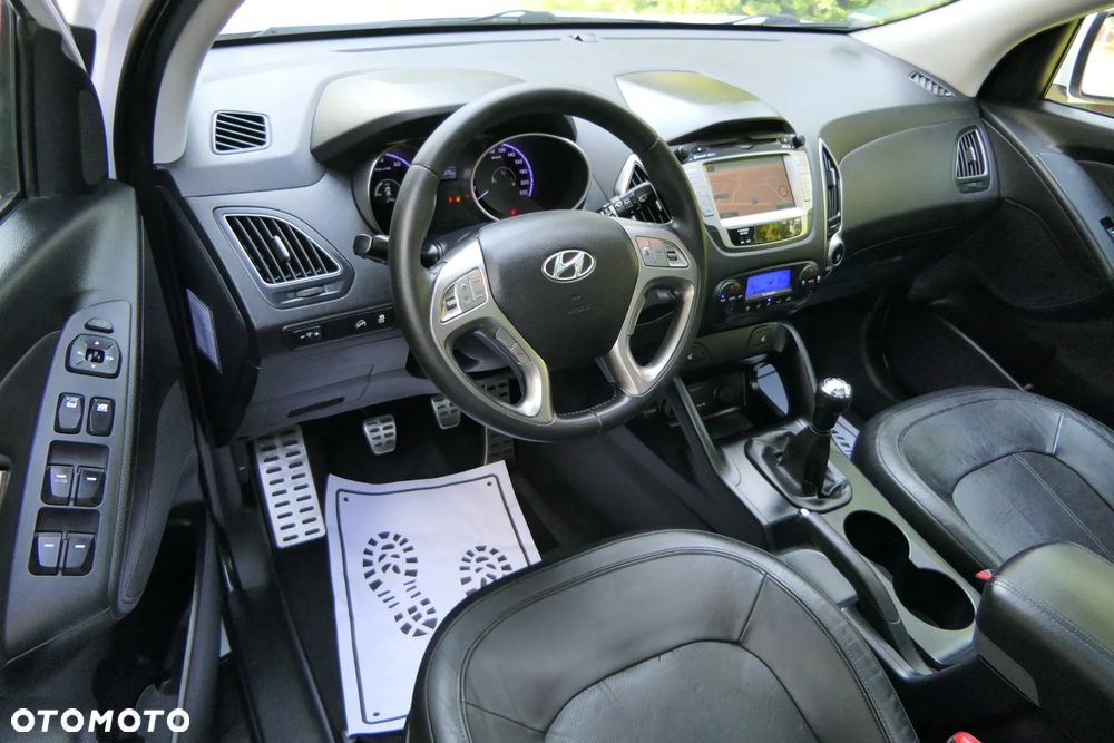 Hyundai ix35 2.0 2WD Style - 18