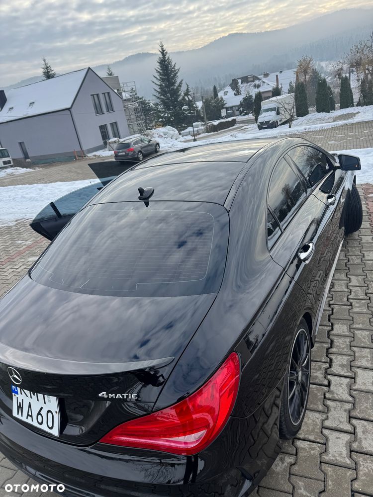 Mercedes-Benz CLA 250 4Matic 7G-DCT - 8