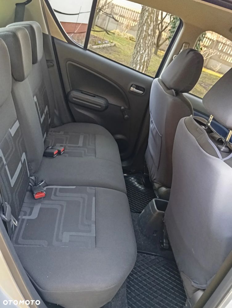 Suzuki Splash 1.0 Basic - 9