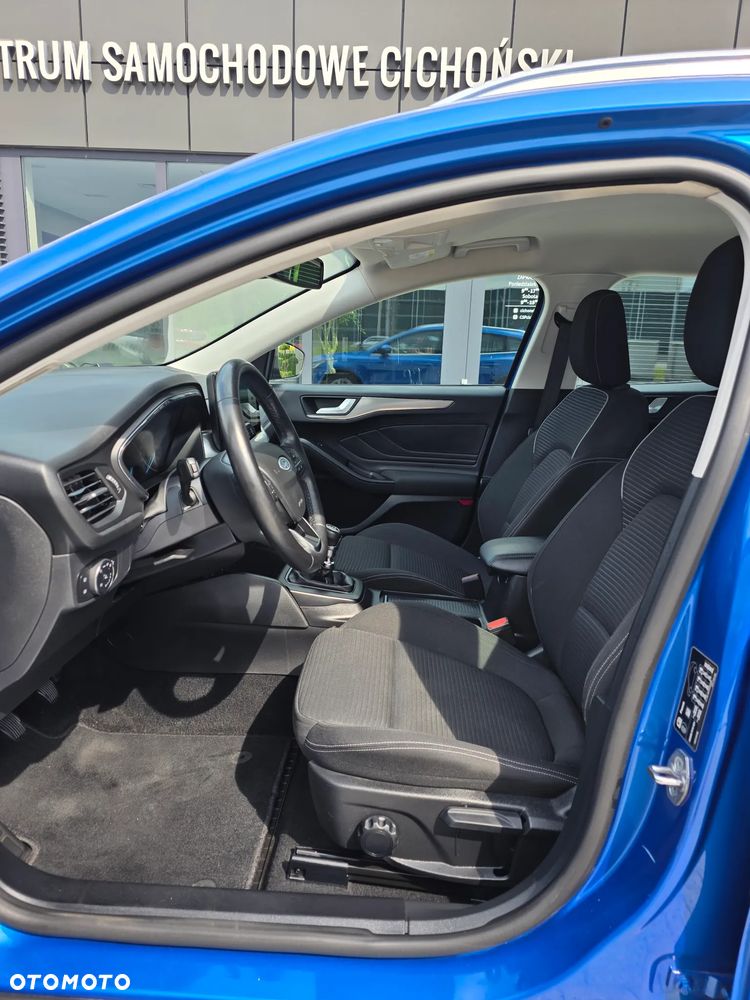 Ford Focus 1.0 EcoBoost Titanium Design - 22
