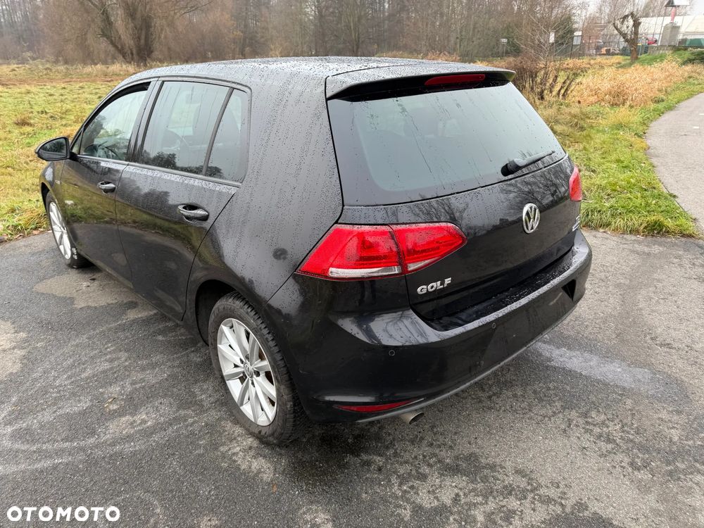 Volkswagen Golf 1.6 TDI BlueMotion Technology Lounge - 4