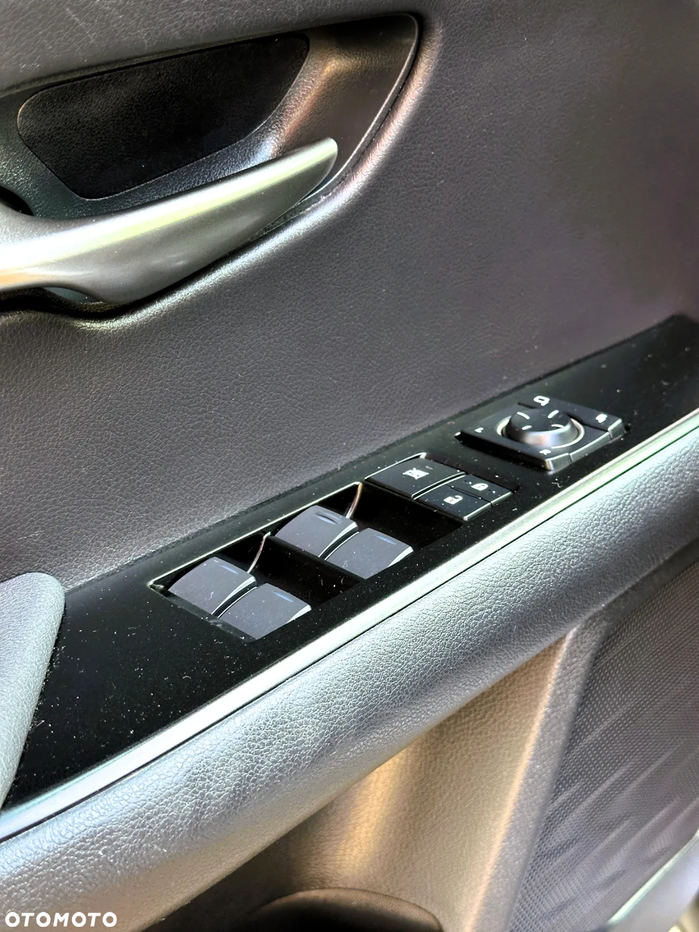 Lexus UX 250h GPF Business Edition 2WD - 20