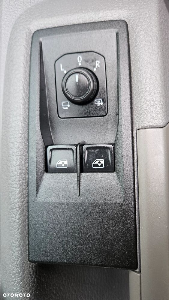 Volkswagen CRAFTER - 23
