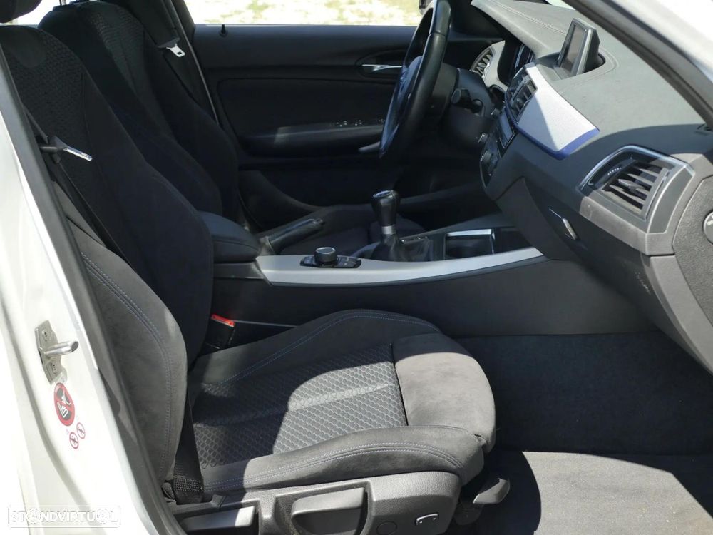 BMW 116 d Pack M - 31