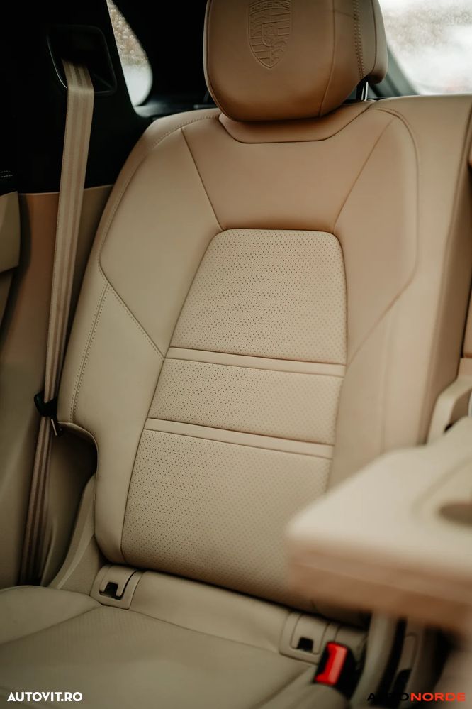 Porsche Cayenne E-Hybrid Tiptronic S - 37