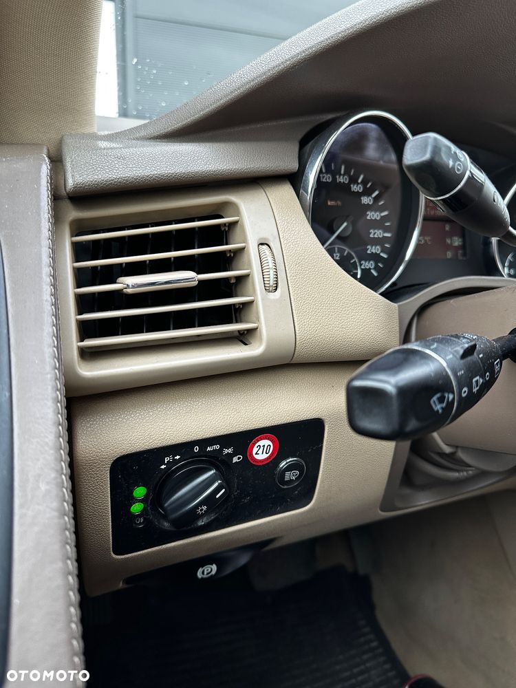 Mercedes-Benz Klasa R 320 CDI L 4-Matic - 16