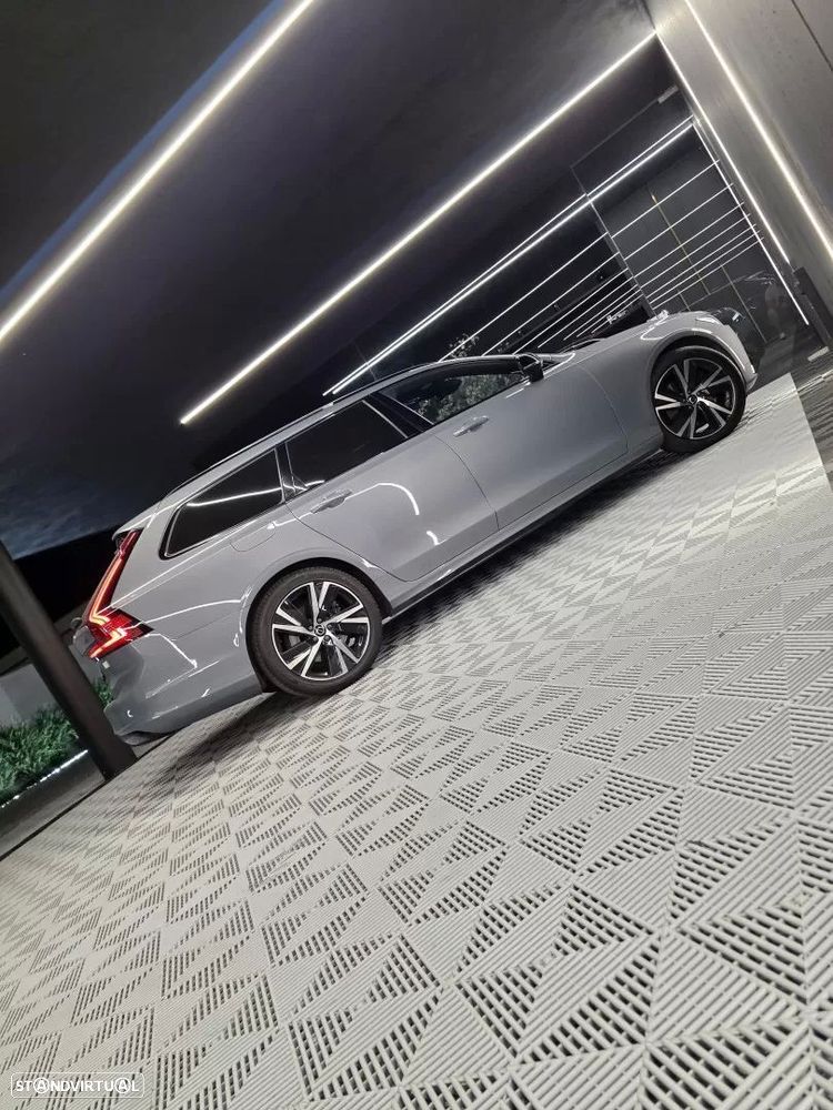 Volvo V90 2.0 T6 PHEV R-Design AWD - 15