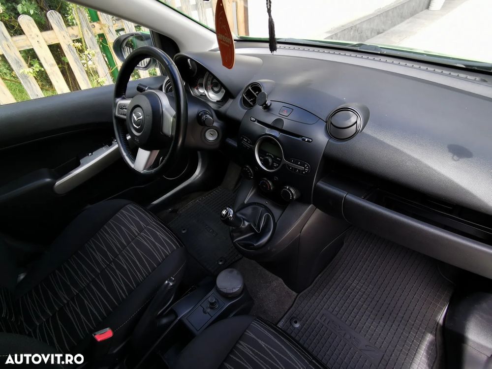 Mazda 2 1.3i TE Plus - 4