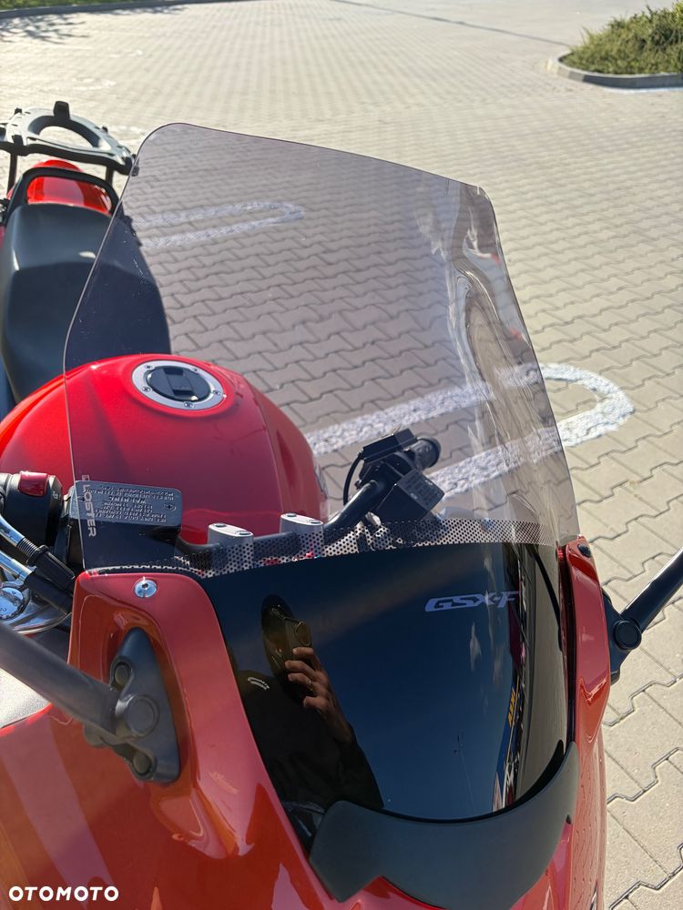 Suzuki GSX - 9