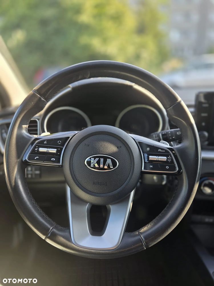 Kia Ceed 1.4 T-GDI M DCT - 9