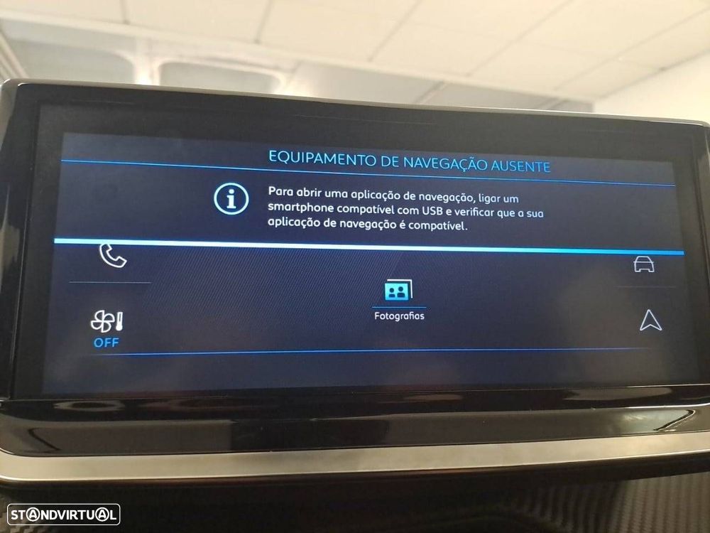 Peugeot 2008 1.2 PureTech Style - 21