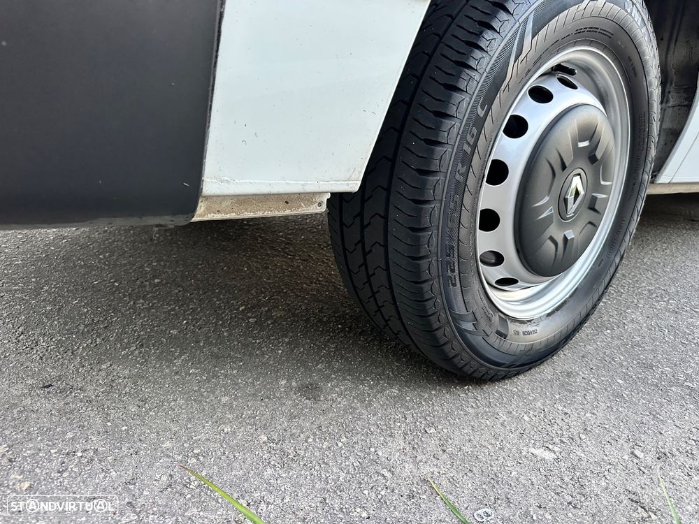 Renault Master 17 Lugares - 20