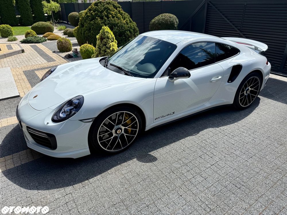 Porsche 911 Turbo S - 4