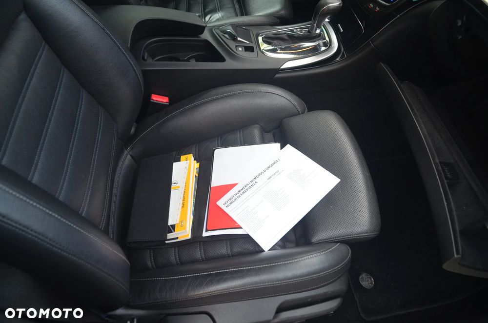 Opel Insignia 1.6 T Cosmo - 9