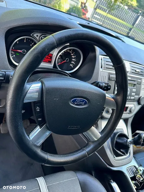 Ford Kuga 2.0 TDCi Titanium - 23