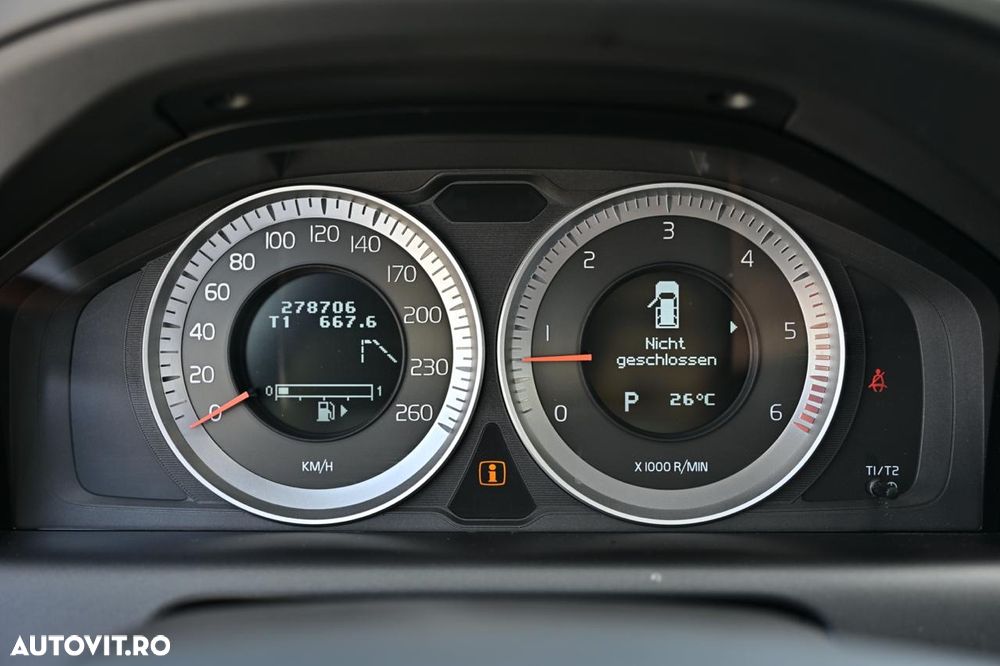 VOLVO XC60 2011 — imagine 23