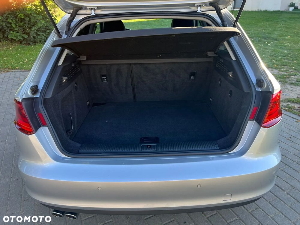 Audi A3 Sportback - 19