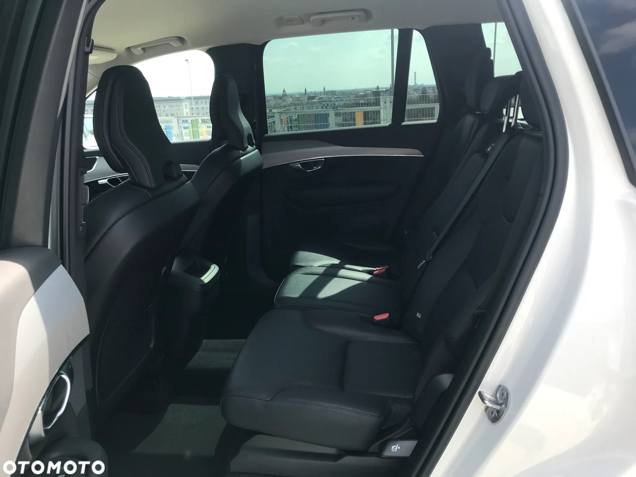 Volvo XC 90 - 24