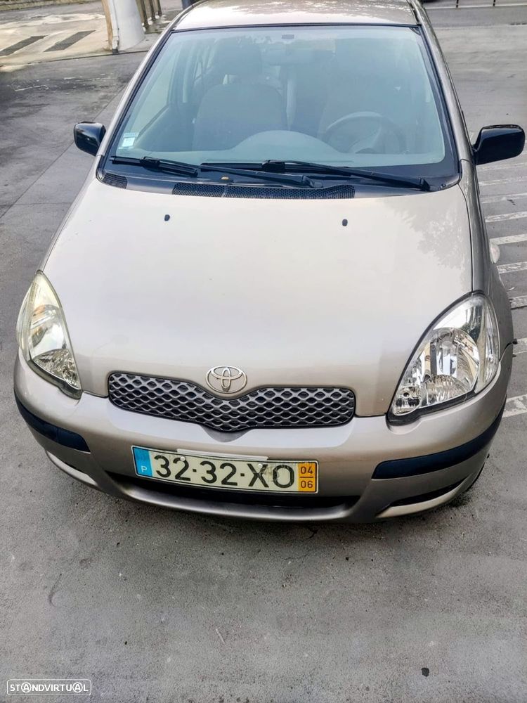 Toyota Yaris 1.0 Sol - 3