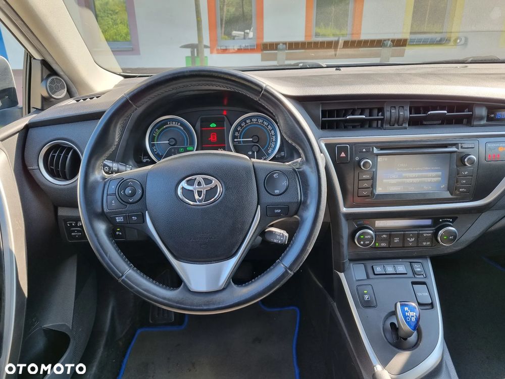 Toyota Auris 1.8 Life - 10