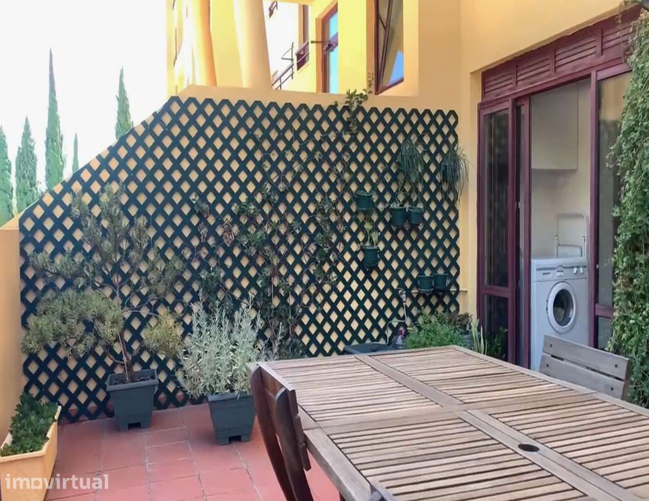 Apartamento T1 em Marvila com varanda e elevador - Grande imagem: 5/23