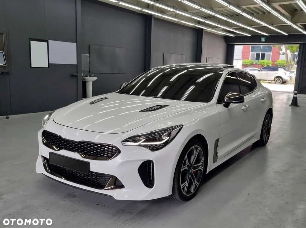 Kia Stinger 2.0 T-GDI GT Line - 2