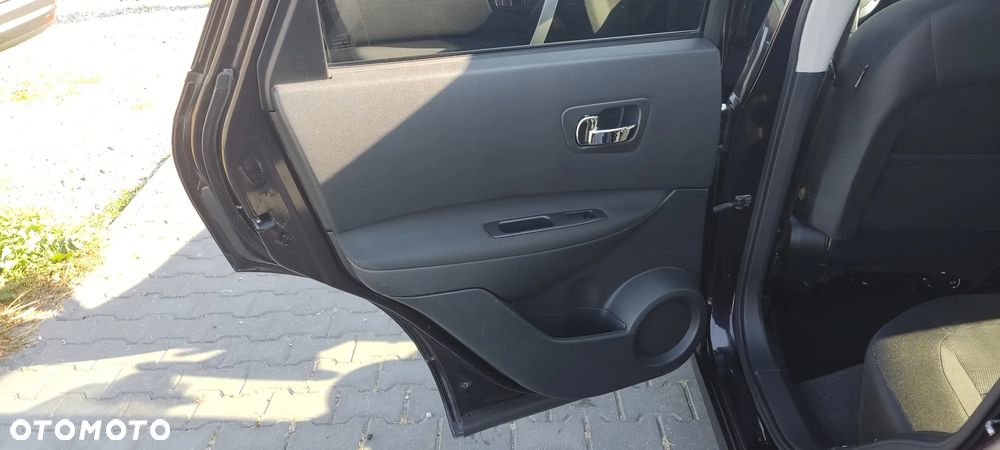 Nissan Qashqai - 24