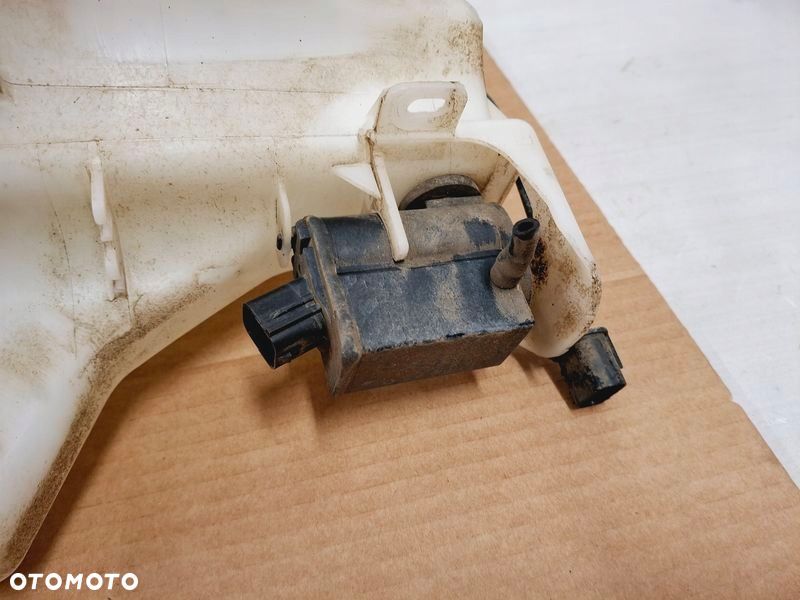 kia sorento ii 2 lift 2.0 crdi zbiorniczek płynu do spryskiwaczy - 3