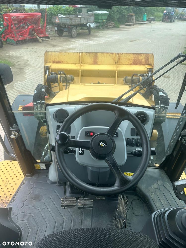 Caterpillar 444 F2 - 18