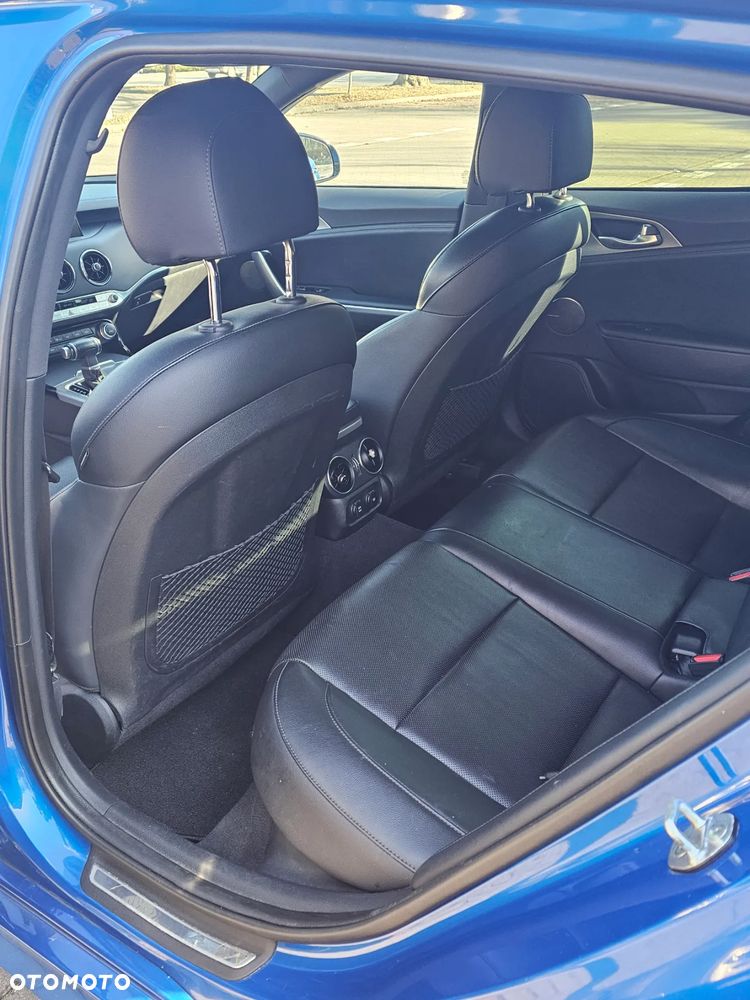 Kia Stinger 3.3 T-GDI V6 GT AWD - 8