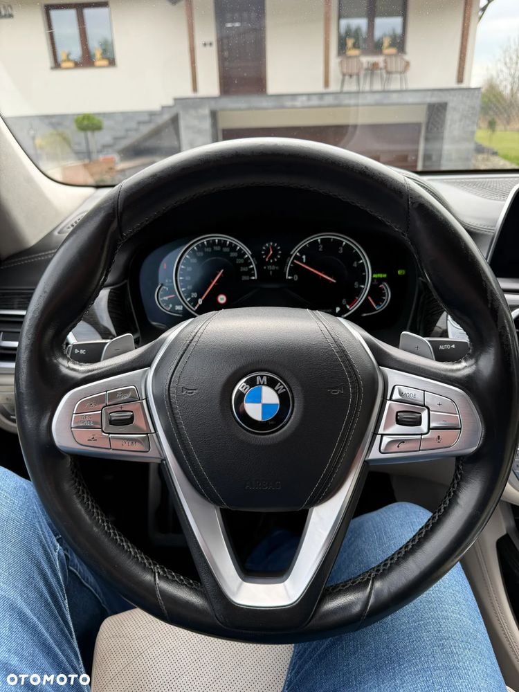 BMW Seria 7 - 15