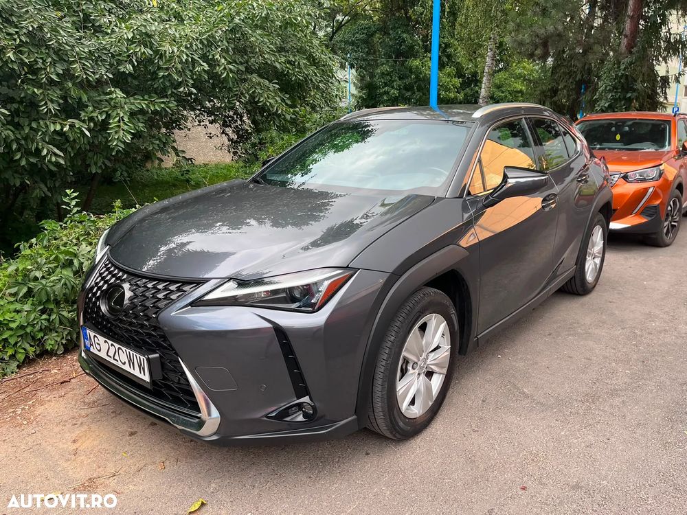 Lexus UX 250h FWD Executive - 1