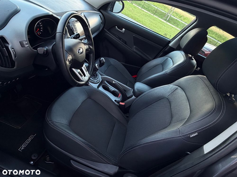 Kia Sportage 2,0 CRDI AWD Spirit - 24