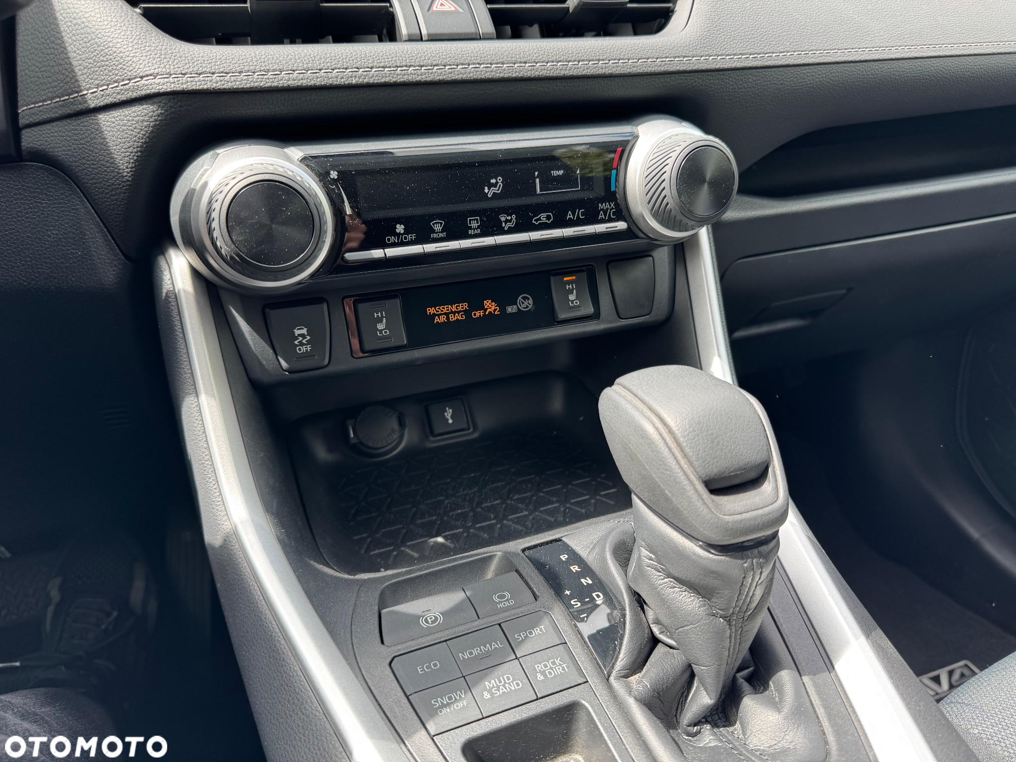 Toyota RAV4 - 39