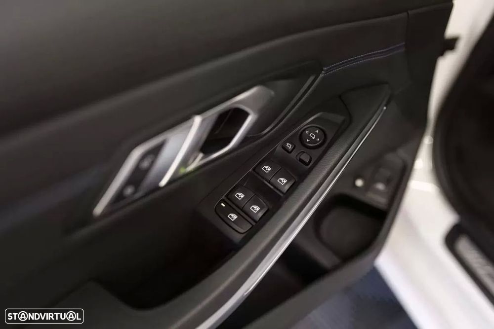 BMW 330 e Aut. M Sport - 19
