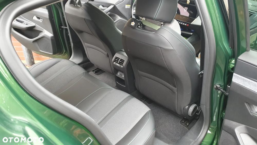 Peugeot 308 1.2 PureTech Allure Pack S&S - 18