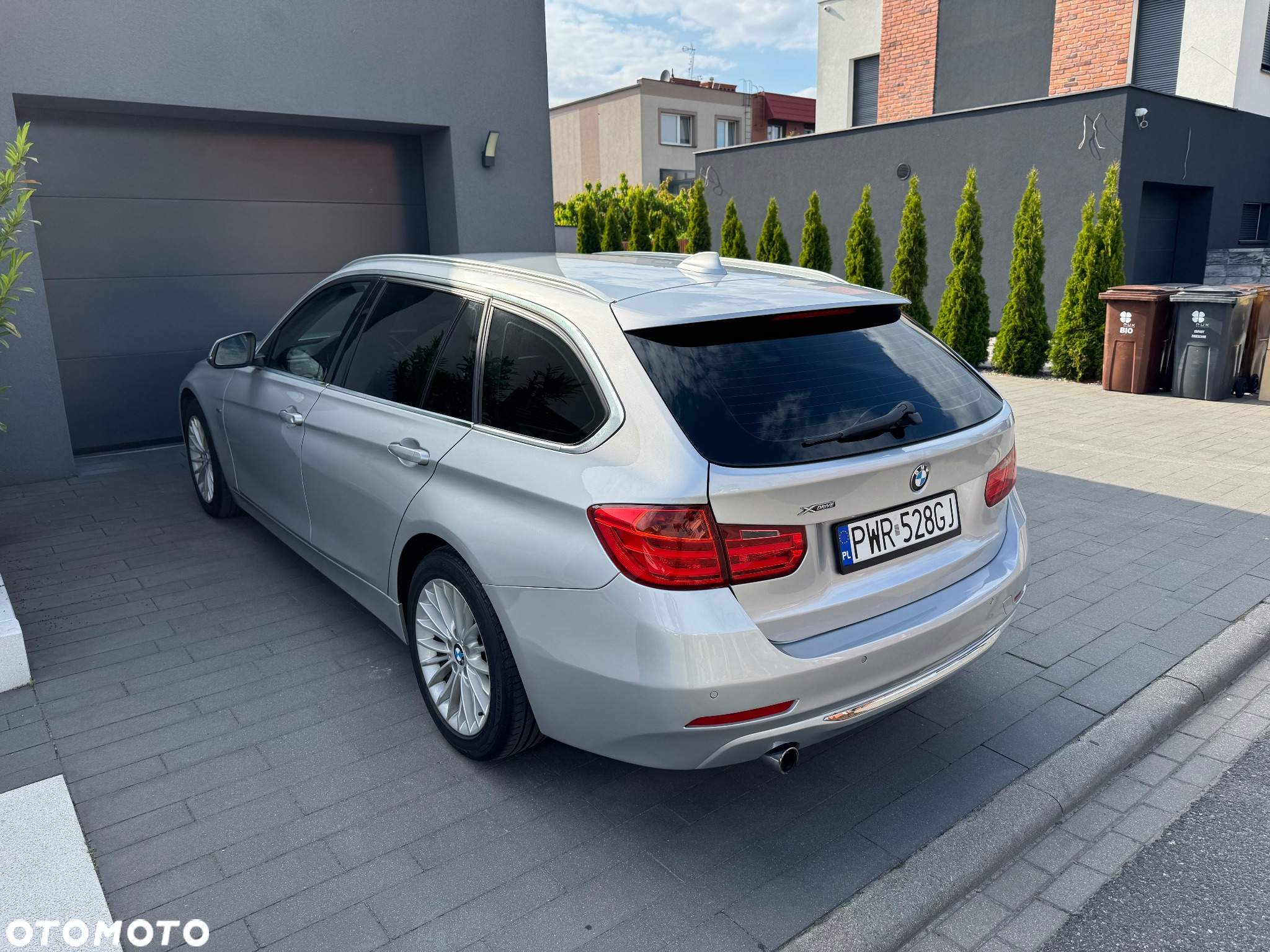 BMW Seria 3 320d xDrive - 13